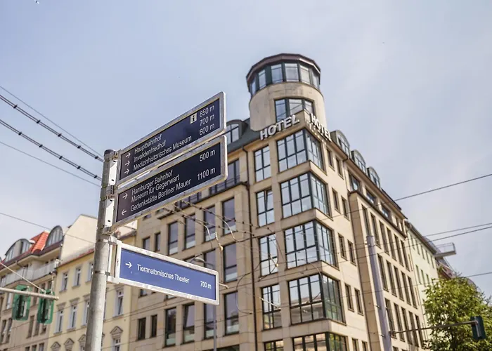 Central hotel: Hotel Berlin Mitte By Campanile